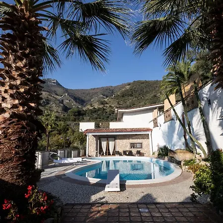 Robi Bed & Breakfast