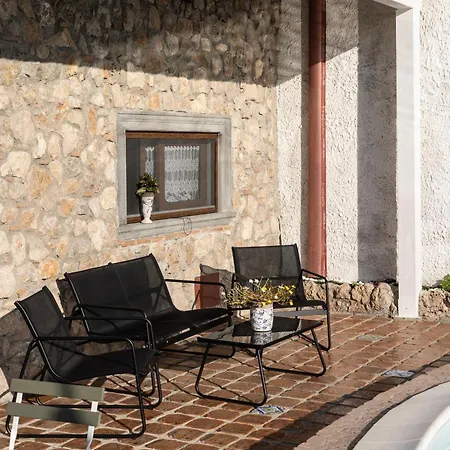 Bed & Breakfast Robi 3*