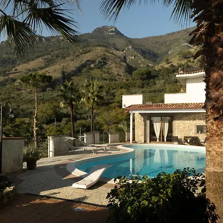 Bed & Breakfast Robi