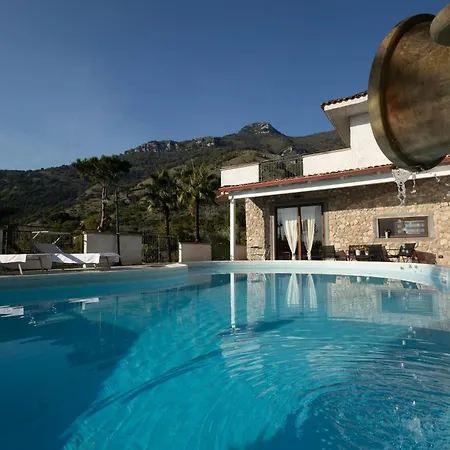 Robi Bed & Breakfast 3*